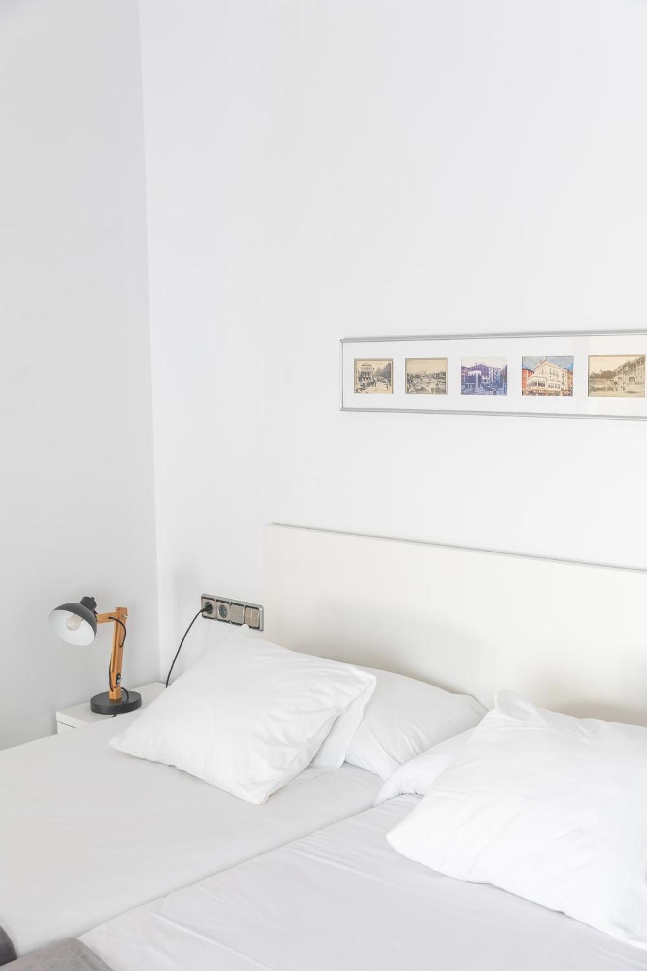 Mazi Apartments Colon Vic Exteriör bild