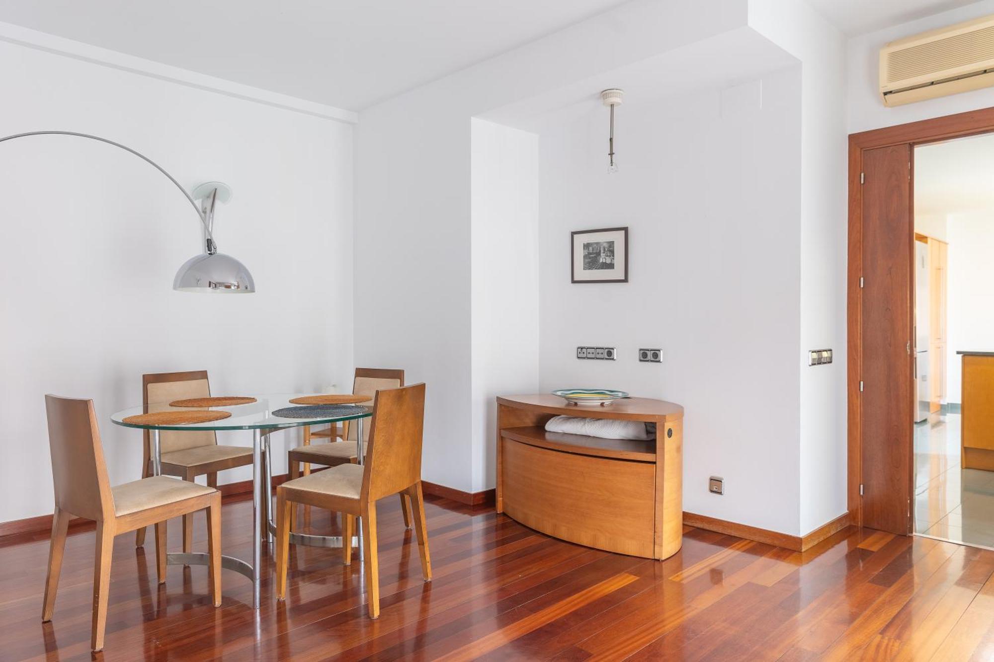 Mazi Apartments Colon Vic Exteriör bild