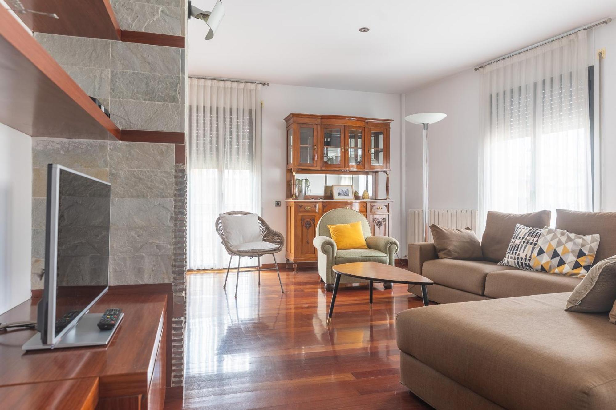 Mazi Apartments Colon Vic Exteriör bild